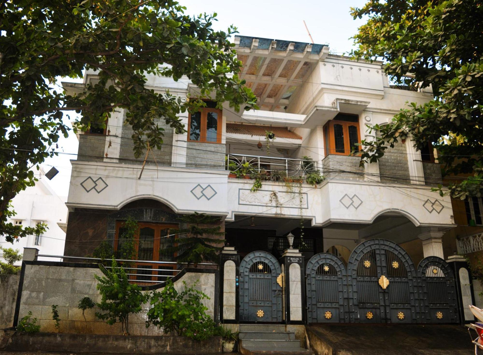 Villa Golden Gate Serviced *